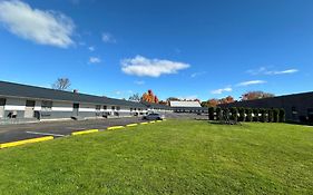 Glengarry Extended Stays