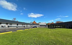 Glengarry Extended Stays